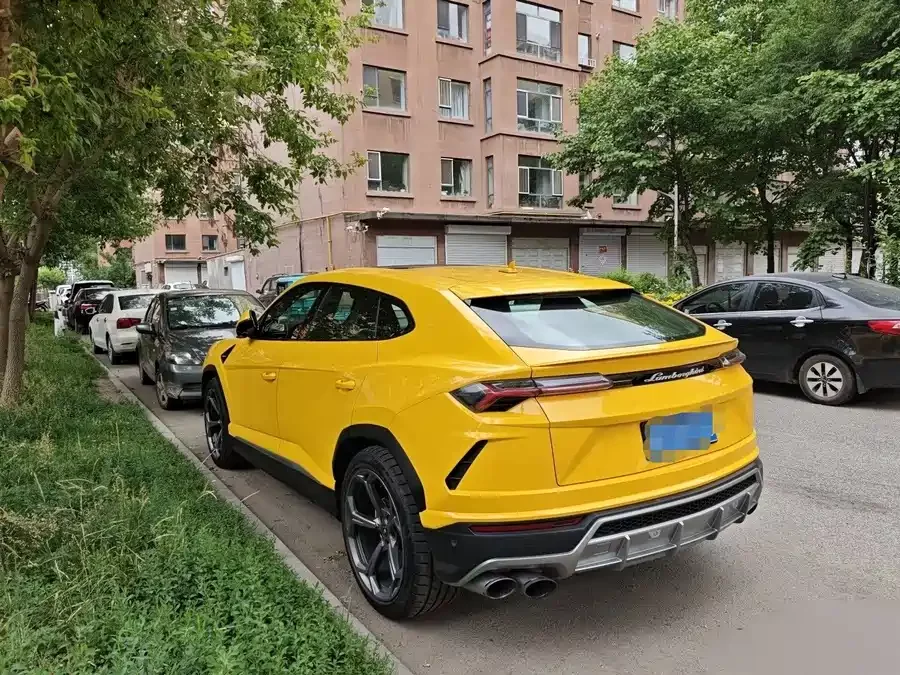 Lamborghini Urus