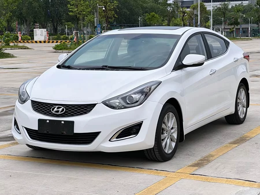 Hyundai Elantra