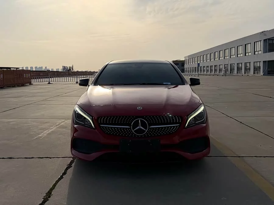 Mercedes-Benz CLA