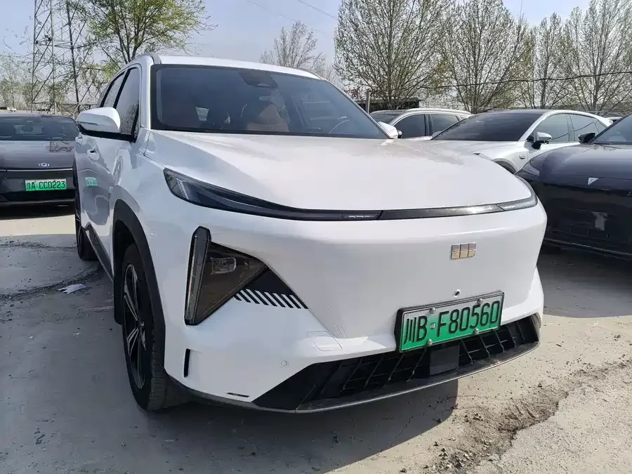 Geely Galaxy L7