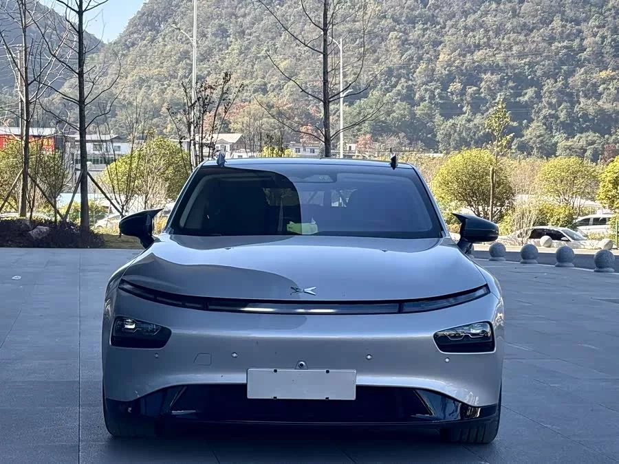 Xpeng P7