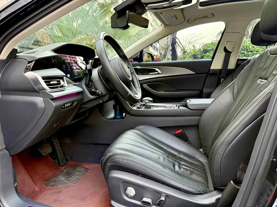 Hongqi H5