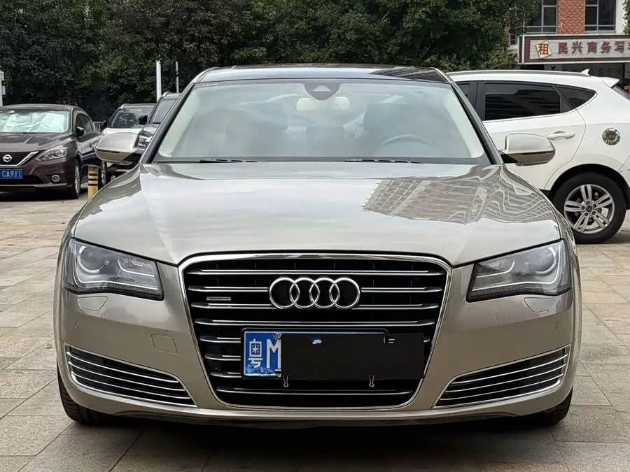 Audi A8