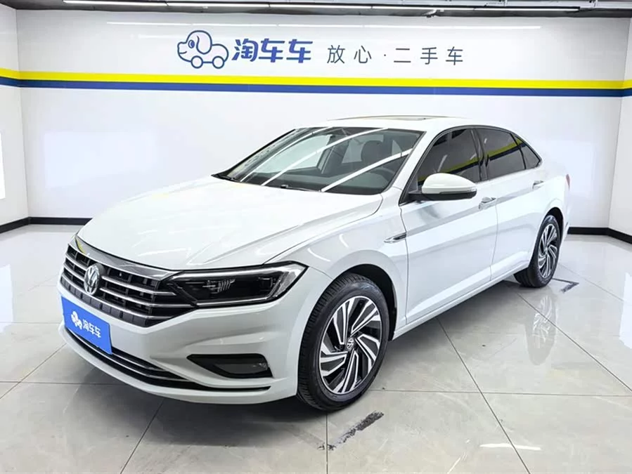 Volkswagen Sagitar