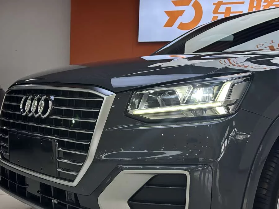 Audi Q2L