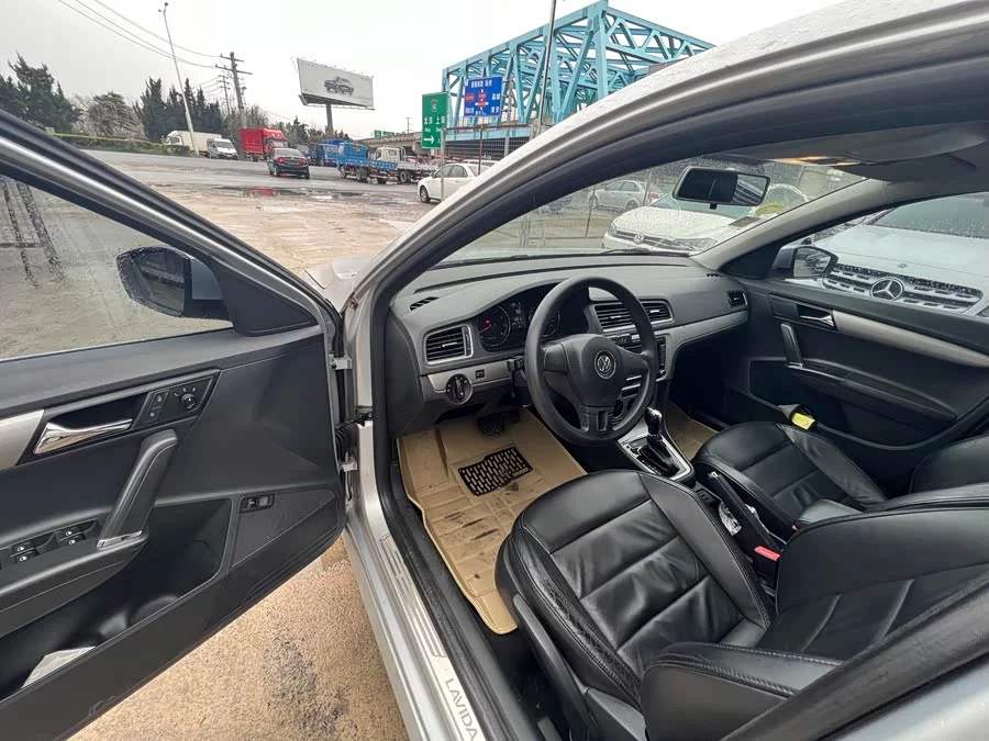 Volkswagen Lavida