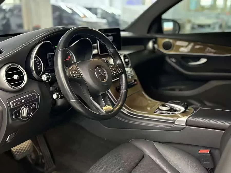 Mercedes Benz GLC coupe