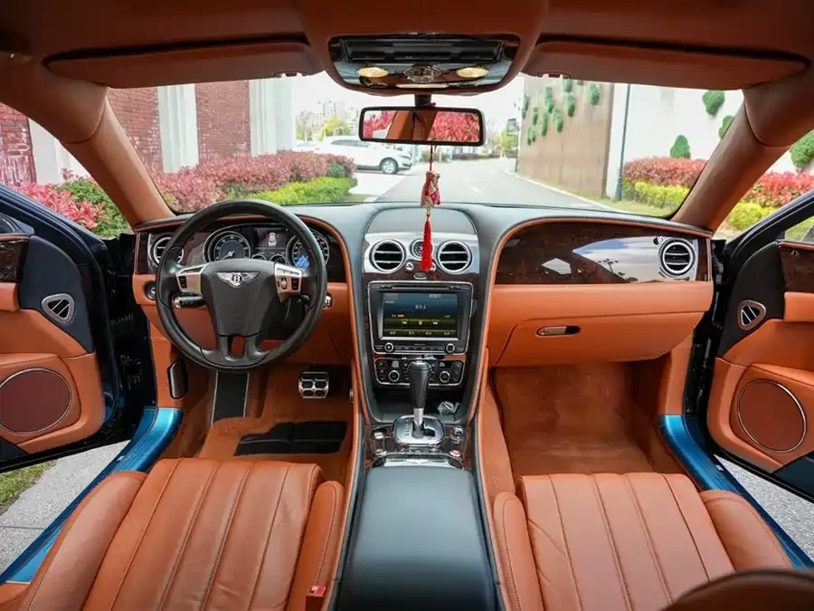 Bentley Flying Spur