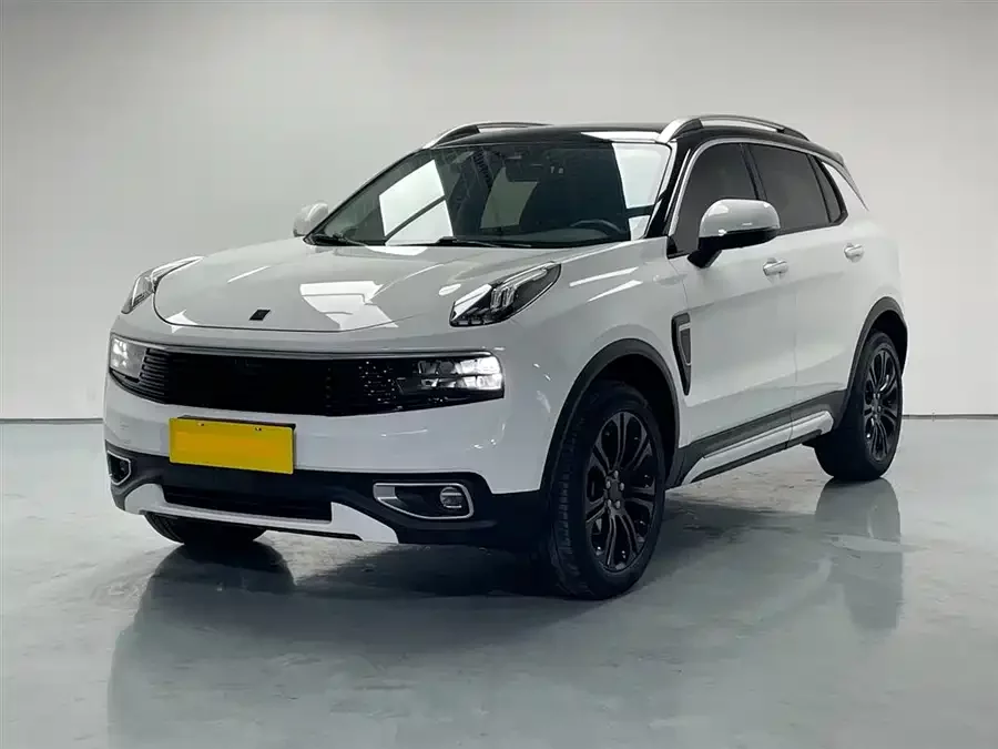 Lynk & Co 01