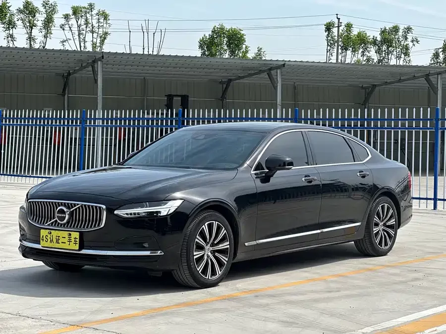 Volvo S90