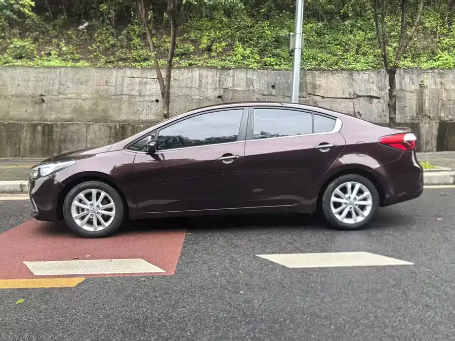 Kia K3