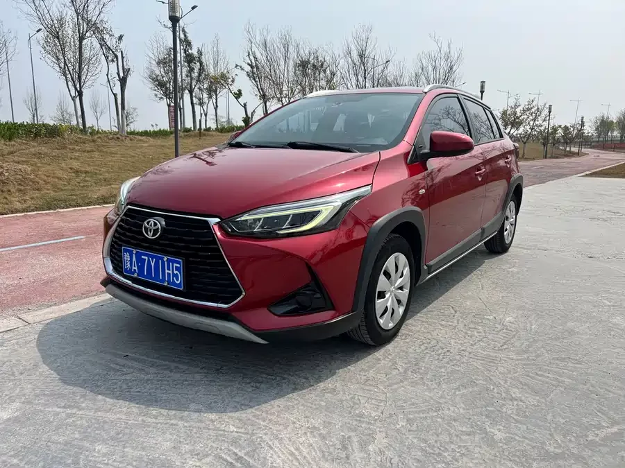 Toyota YARiS L