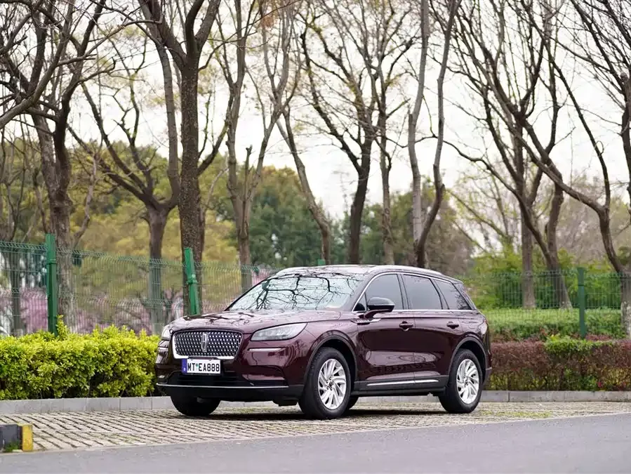 Lincoln Adventurer