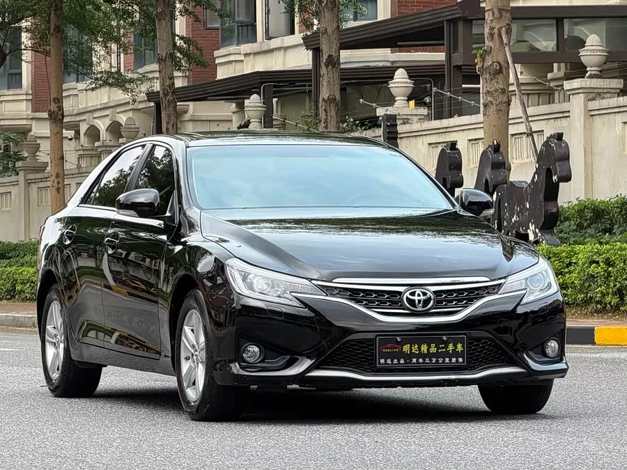 Toyota Reiz