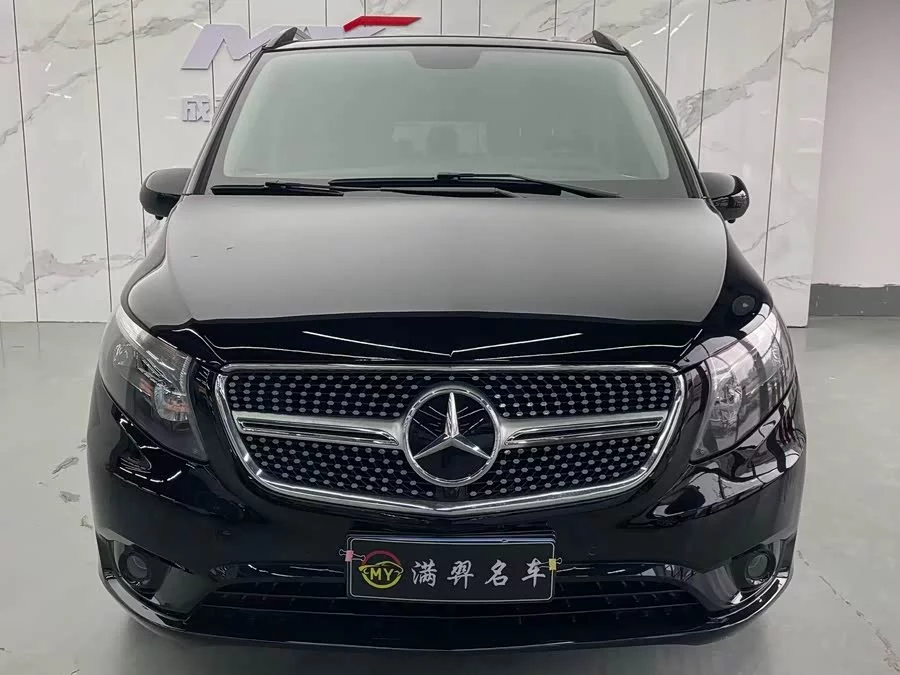 Mercedes Benz Vito
