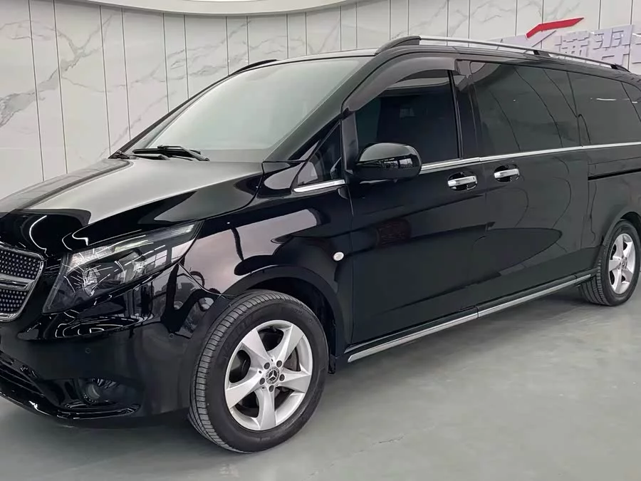 Mercedes Benz Vito