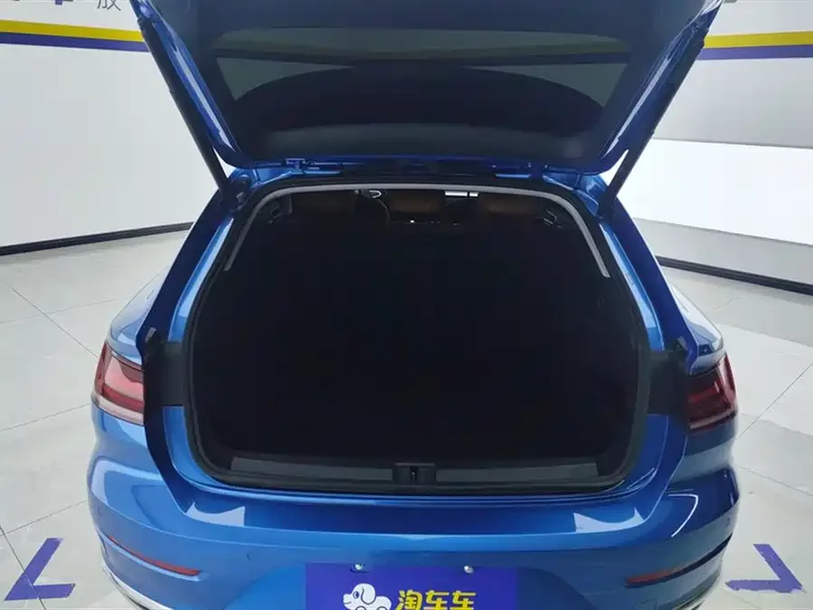 Volkswagen FAW- CC