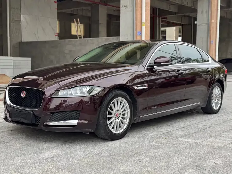 Jaguar XFL