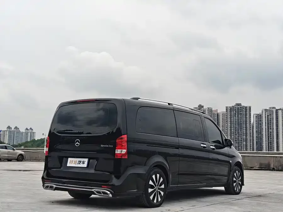 Mercedes Benz Vito