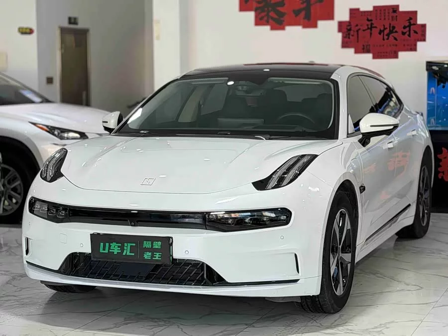 Zeekr 001