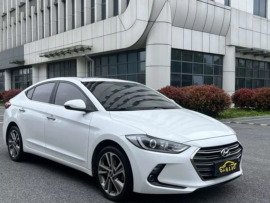 Hyundai elantra