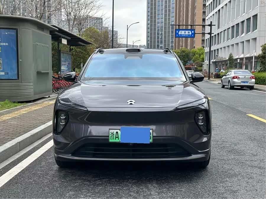 NIO ES6