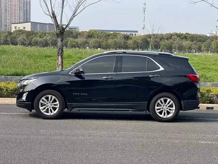 Chevrolet Explorer