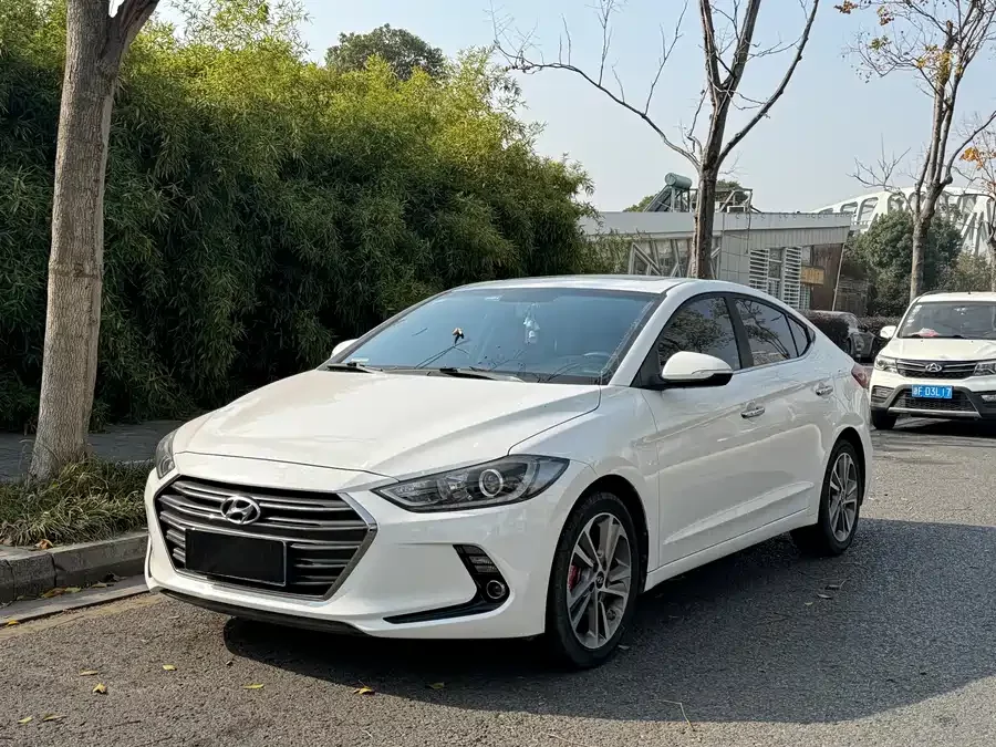 Hyundai elantra