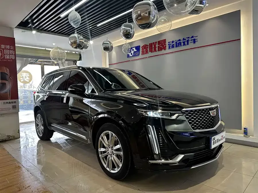 Cadillac XT6