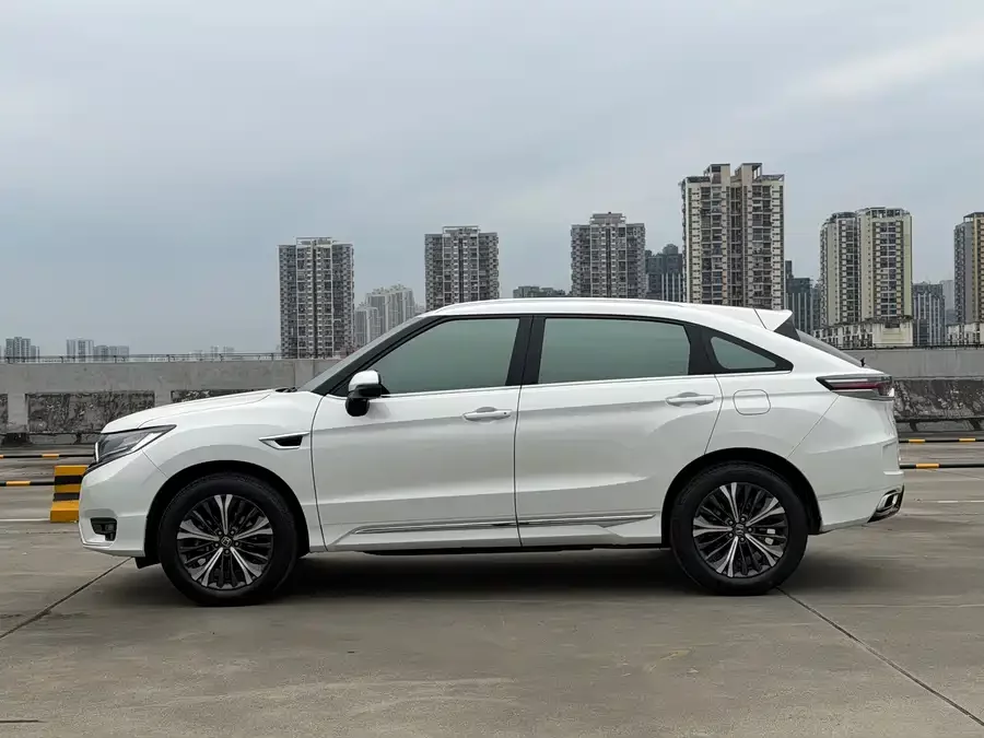 Honda UR-V