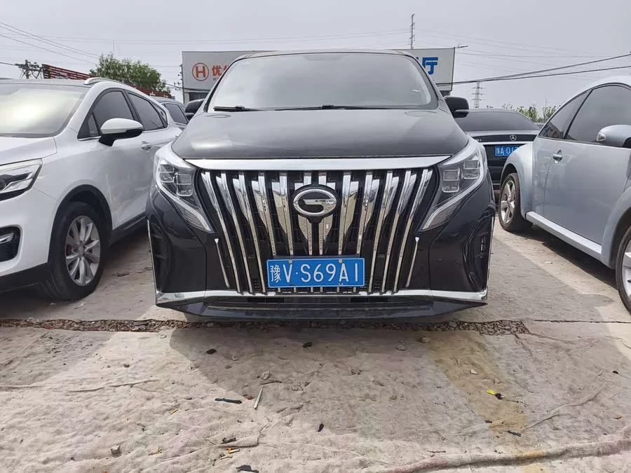 GAC Trumpchi M8
