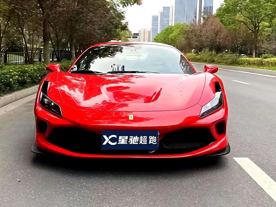 Ferrari F8