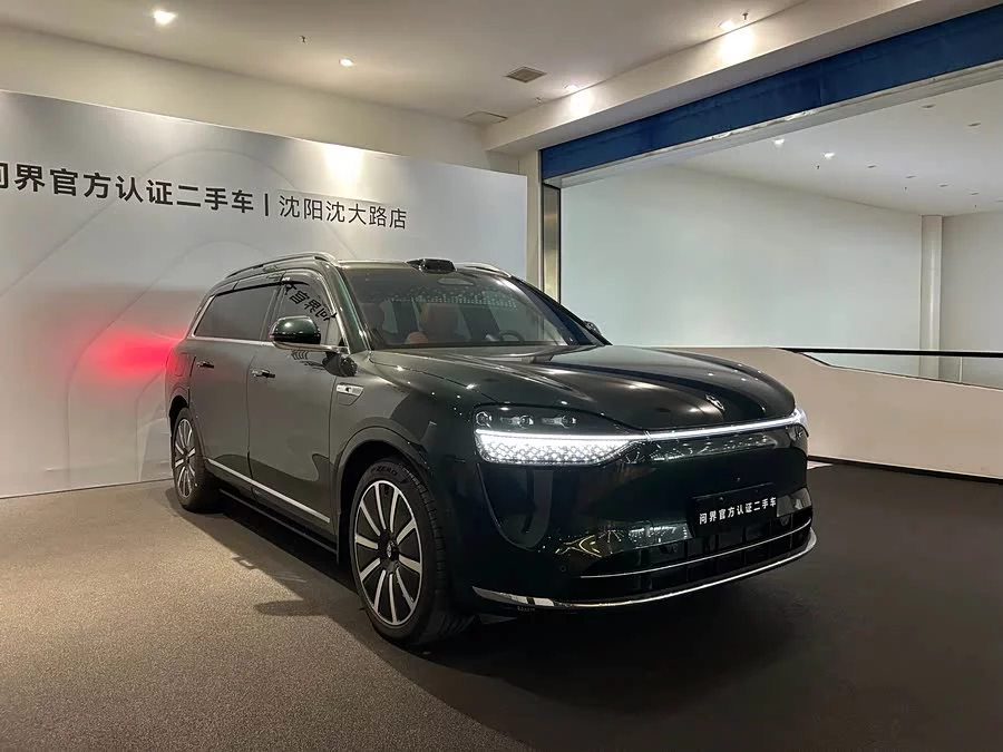 AITO Wenjie M9