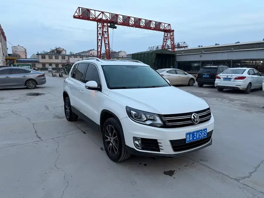 Volkswagen Tiguan