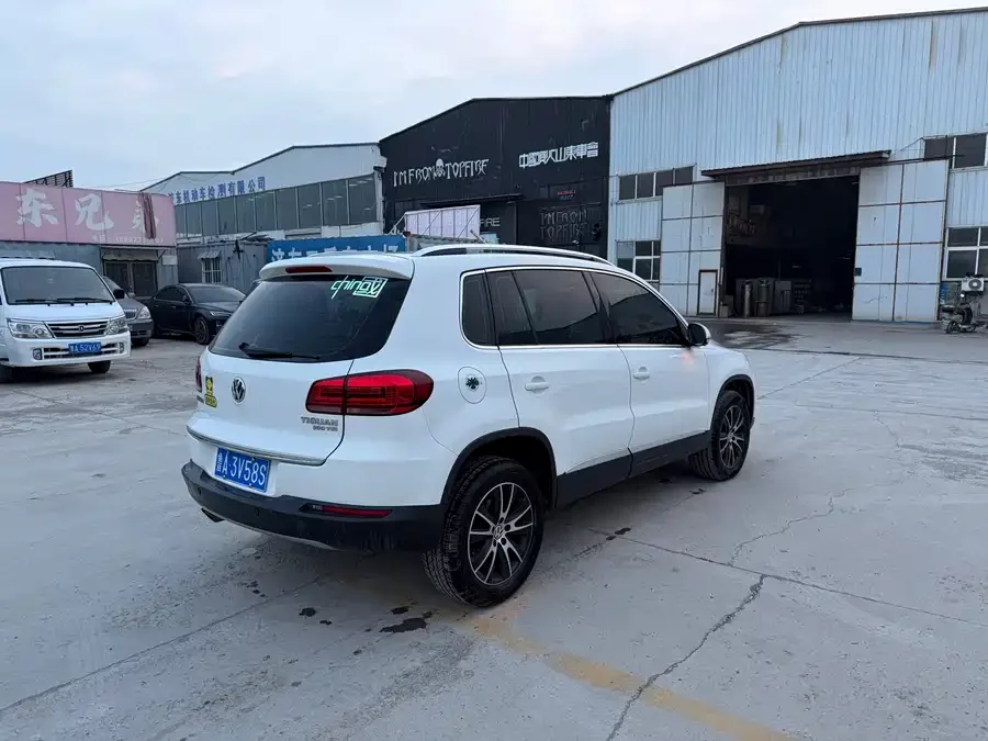 Volkswagen Tiguan