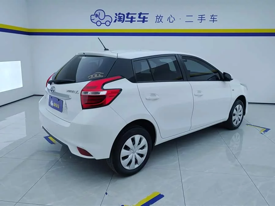 Toyota YARiS L