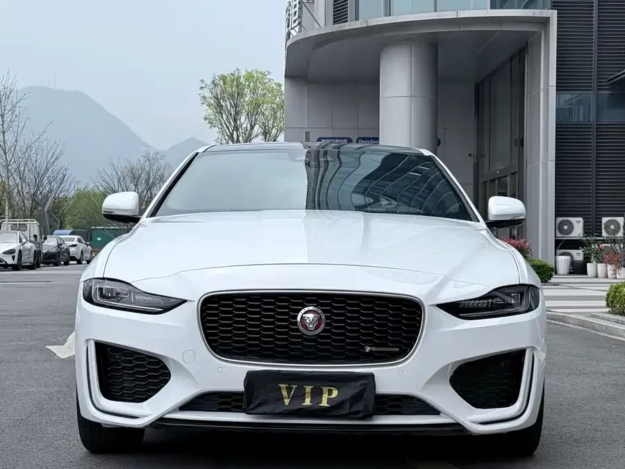 Jaguar XEL