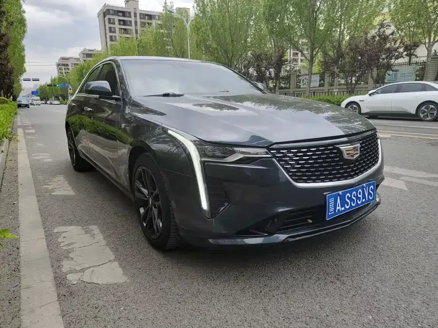 Cadillac CT4