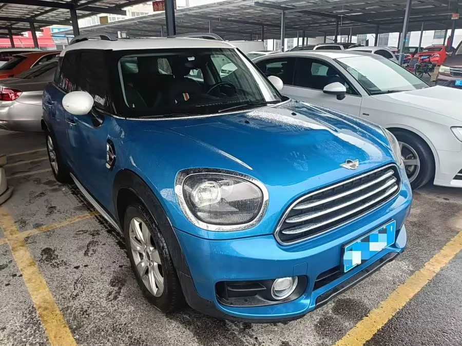 MINI COUNTRYMAN