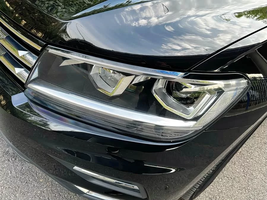 Volkswagen Tiguan L