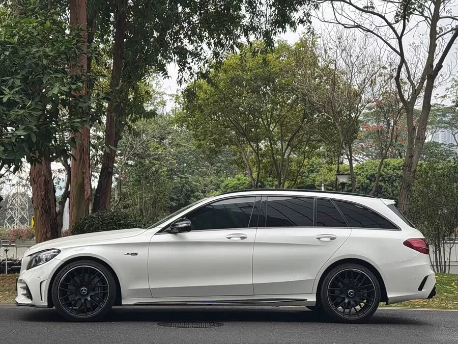 Mercedes Benz C-Class AMG