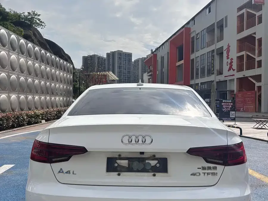 Audi A4L