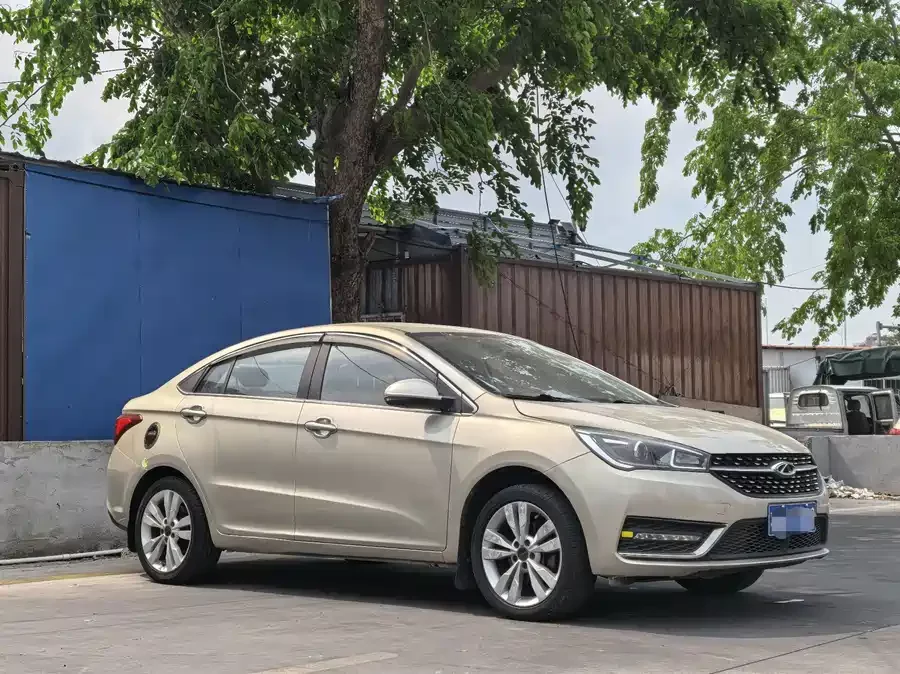 Chery Arrizo 5