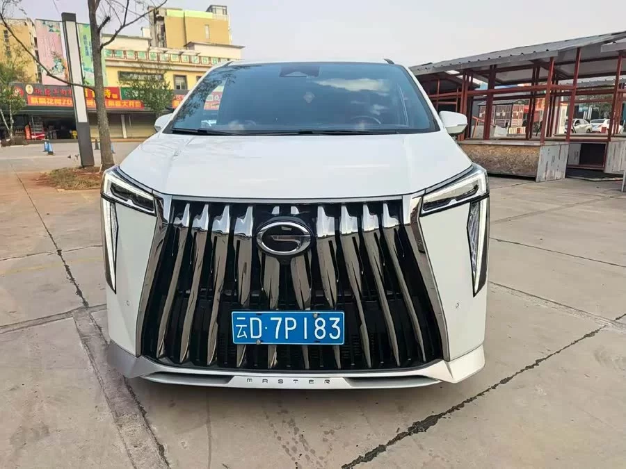 GAC Trumpchi M8