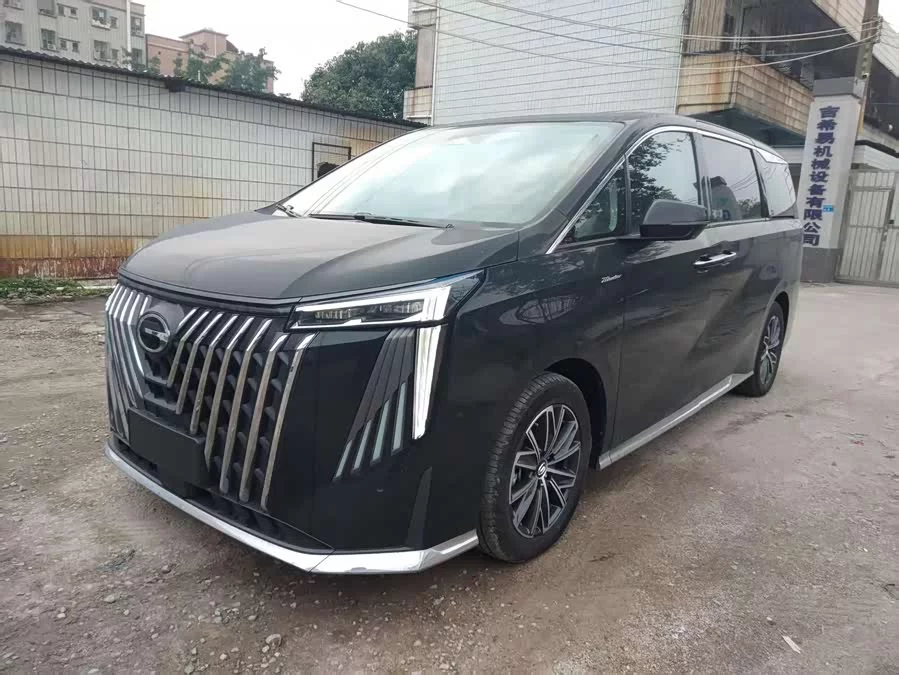 GAC Trumpchi M8