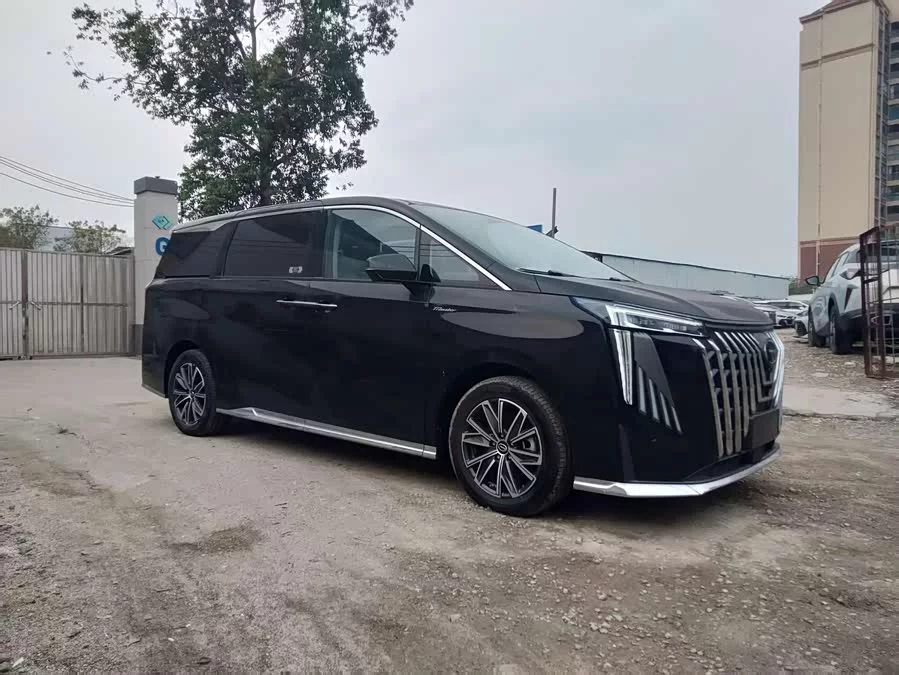 GAC Trumpchi M8