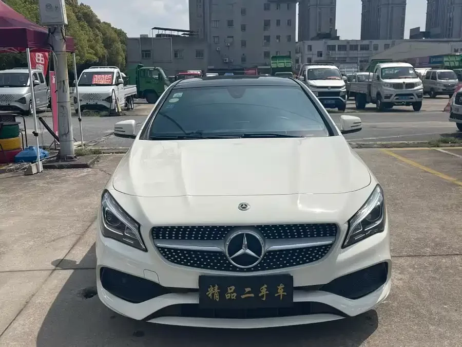 Mercedes-Benz CLA
