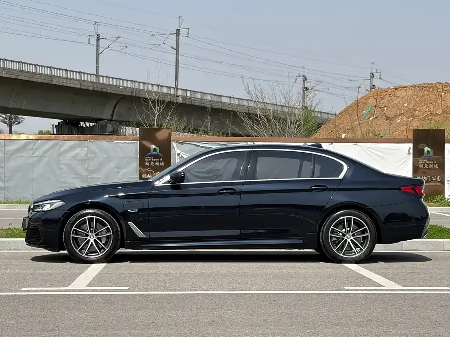 BMW 5 Series New Energy