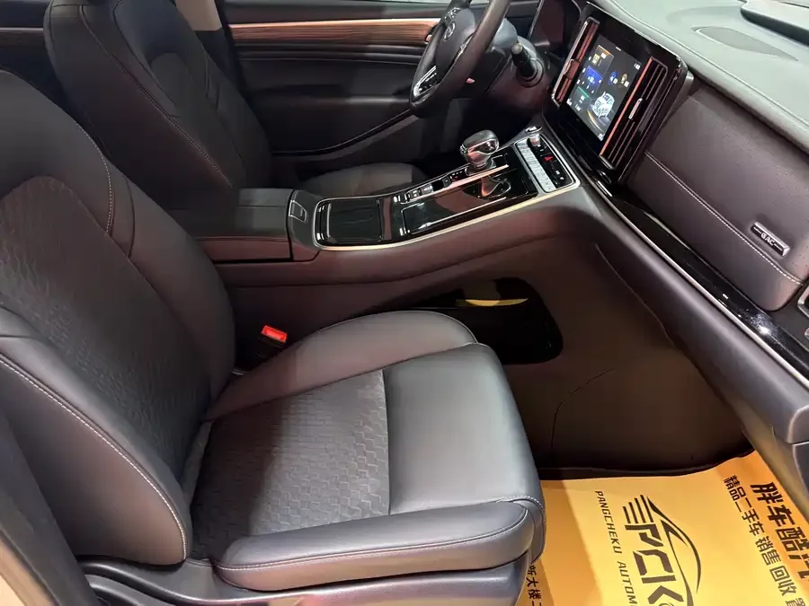 GAC Trumpchi M8