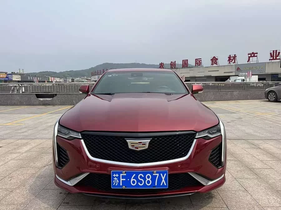 Cadillac CT4